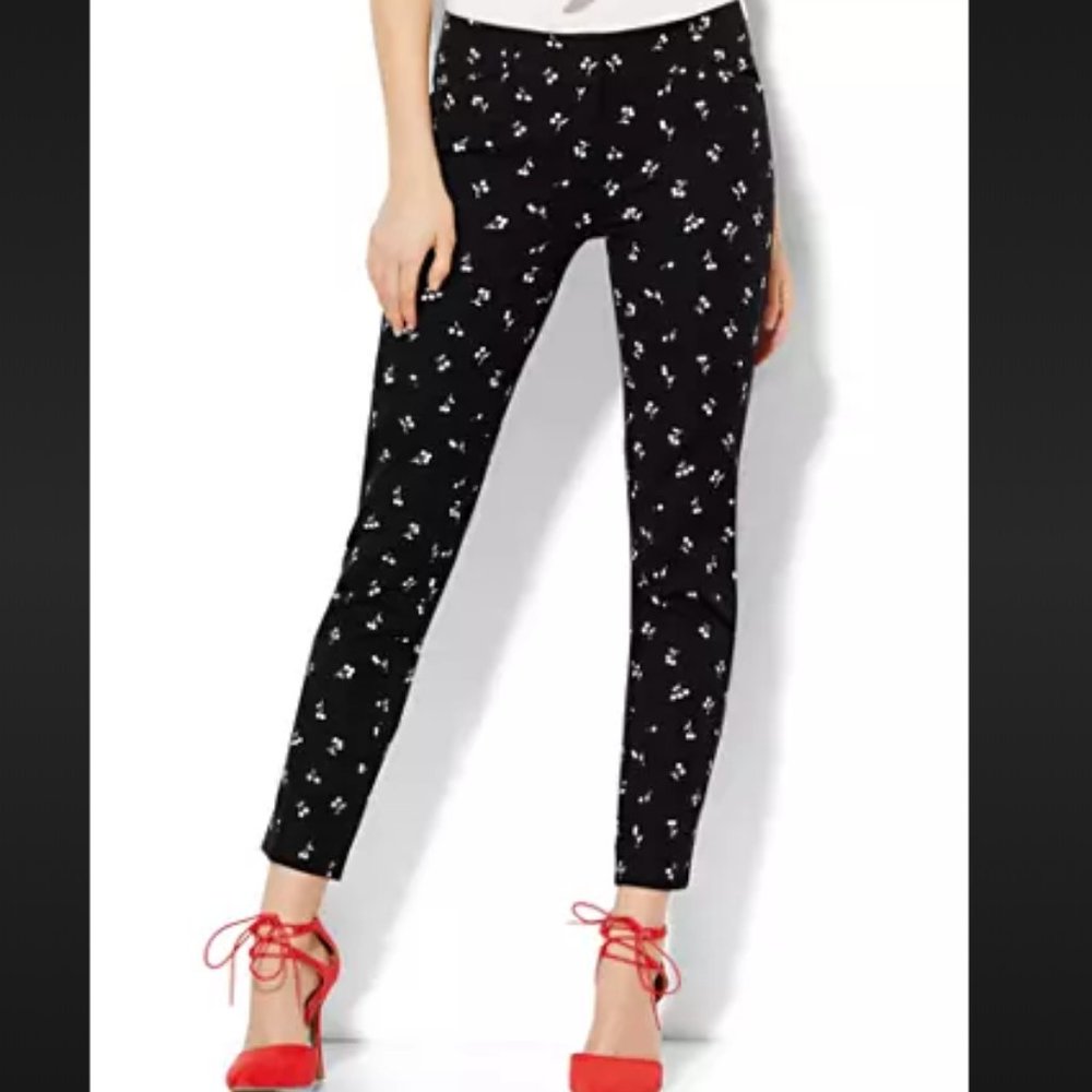 NY and Company Audrey Ankle Pant-Cherry Print